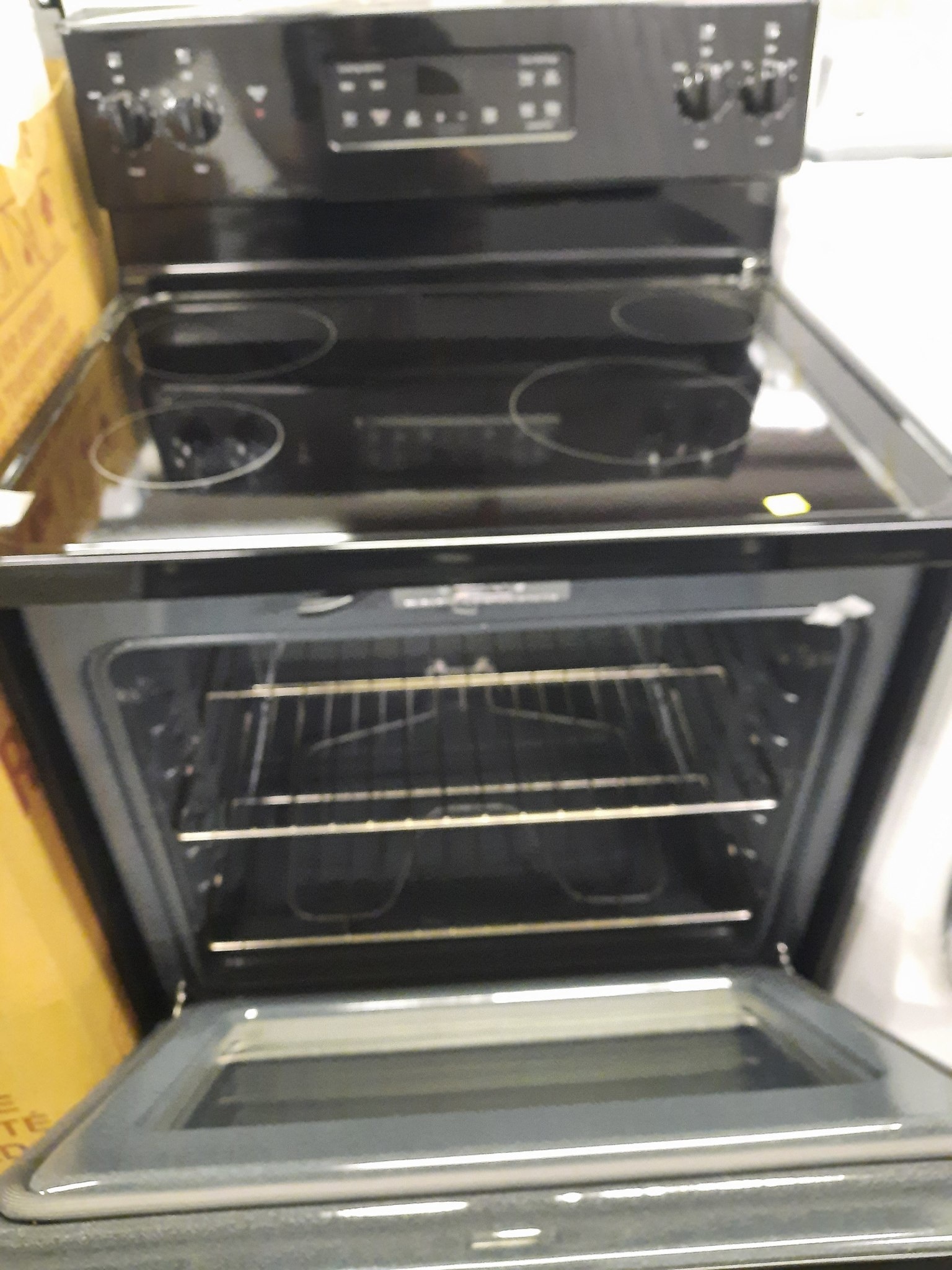 Crosley *Crosley XB625DKBB  30" Electric  5.3 cu ft oven with   Smoothtop , Self Cleaning