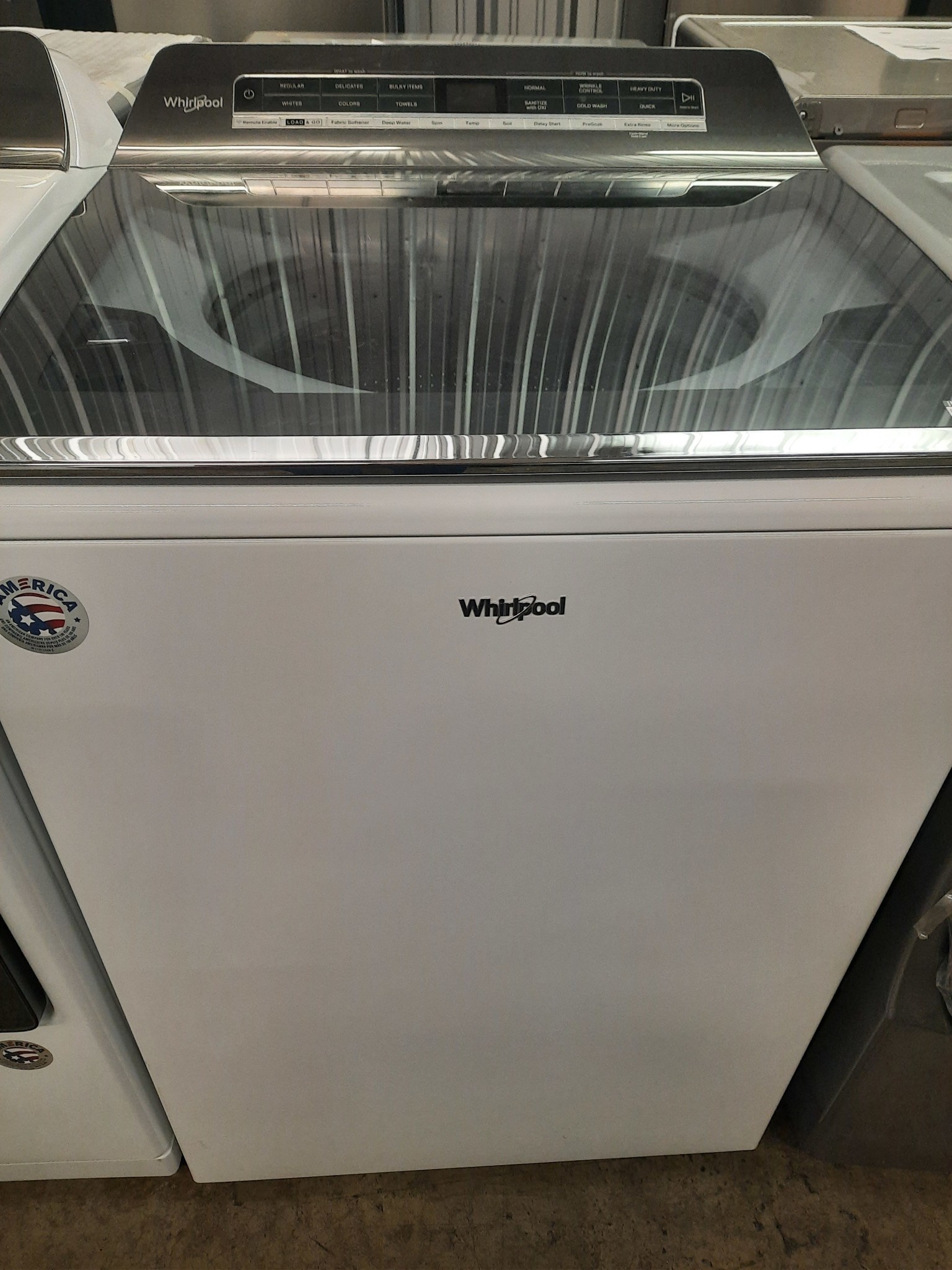 Whirlpool Whirlpool WTW7120HW0  5.3 cu. ft. Smart White Top Load Washing Machine with Load and Go, Built-In Water Faucet and Stain Brush, ENERGY STAR