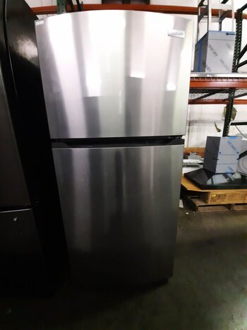 Frigidaire FFHT1425VV 13.9-cu ft Counter-depth Top-Freezer Refrigerator (Brushed Steel) ENERGY STAR