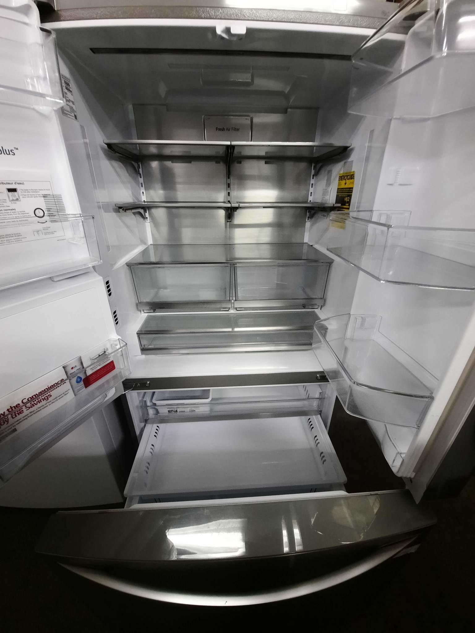 LG LG LRFXC2416S  *Damage Special** 23.5 cu. ft. Smart French Door Refrigerator, Dual Ice Makers with Craft Ice in PrintProof Stainless Steel, Counter Depth