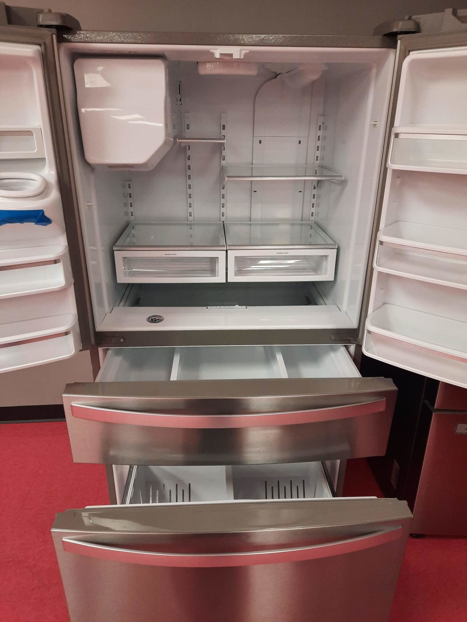 Whirlpool *WRX735SDHZ  24.5-cu ft 4-Door 36-in French Door Refrigerator with Exterior Ice and Water Dispenser - Fingerprint Resistant Stainless Steel