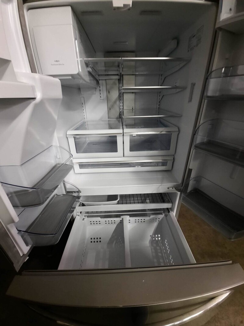 Frigidaire Frigidaire LGHB2869TF  Gallery 26.8-cu ft French Door Refrigerator with Dual Ice Maker (Smudge-Proof Stainless Steel) ENERGY STAR