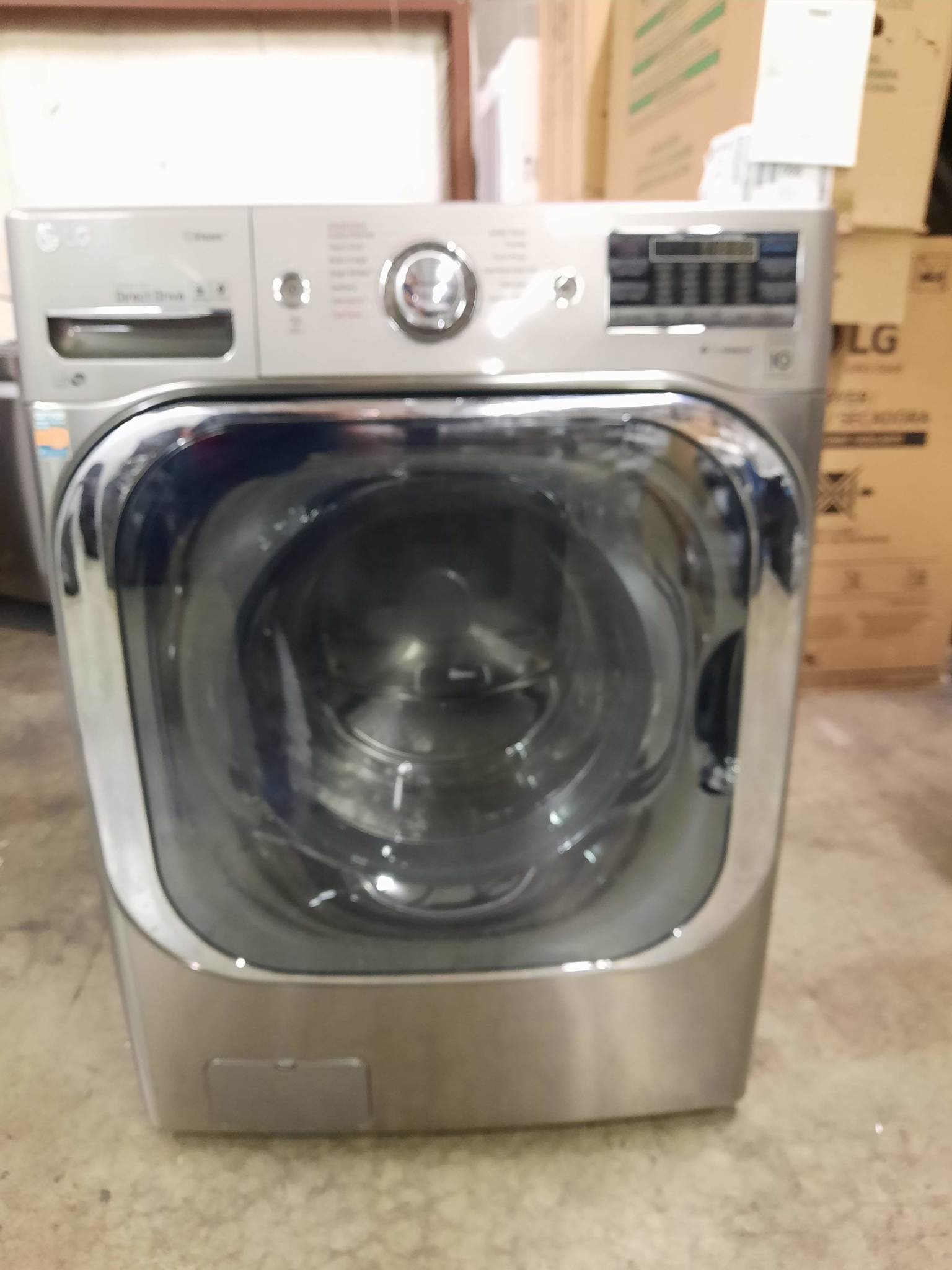 LG LG WM8100HVA   5.2 cu. ft. High Efficiency Mega Capacity Front Load Washer with Steam and TurboWash in Graphite Steel, ENERGY STAR