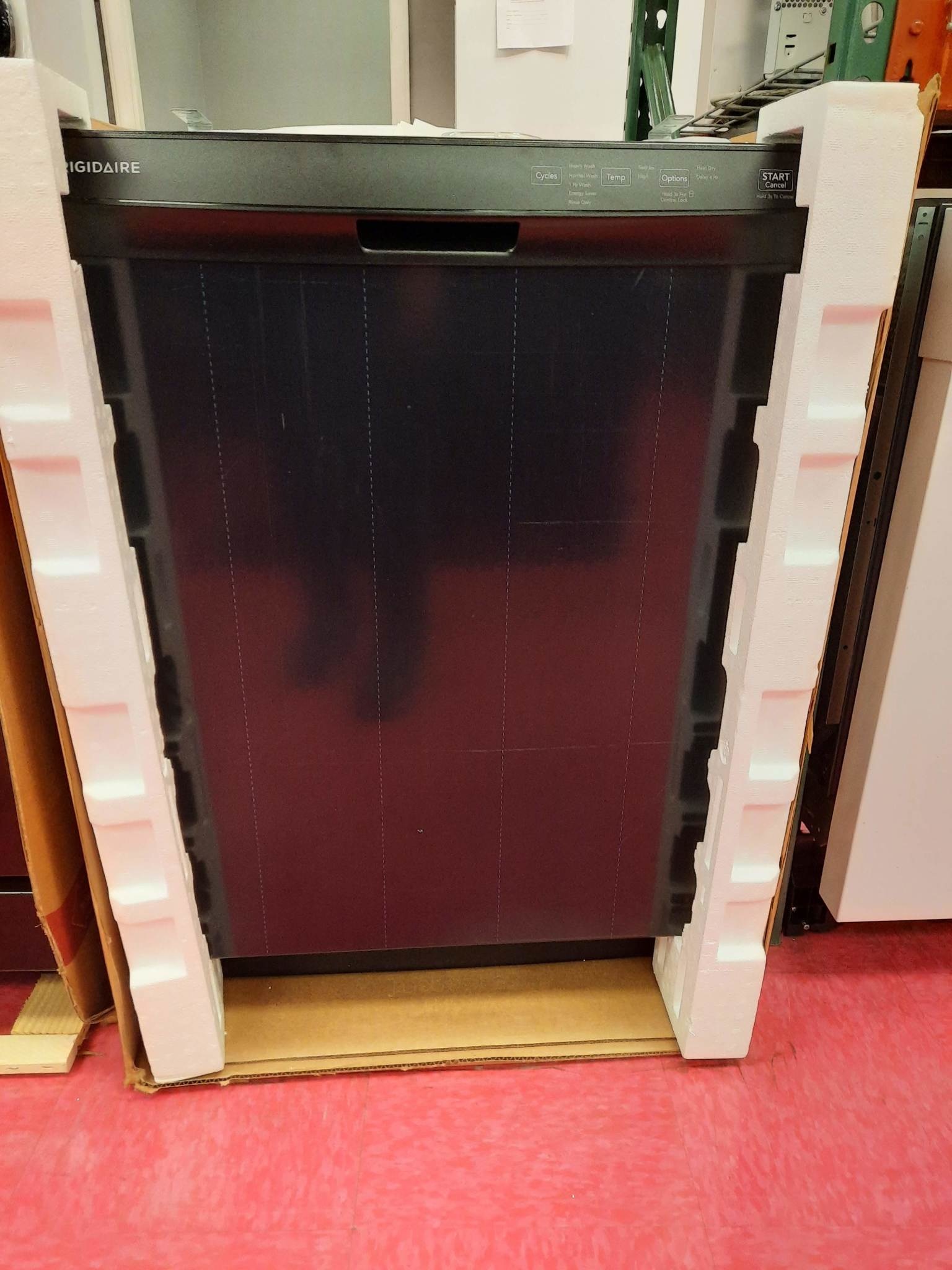 Frigidaire **Frigidaire FFCD2418UB  (NIB) 55-Decibel Front Control 24-in Built-In Dishwasher (Black) ENERGY STAR