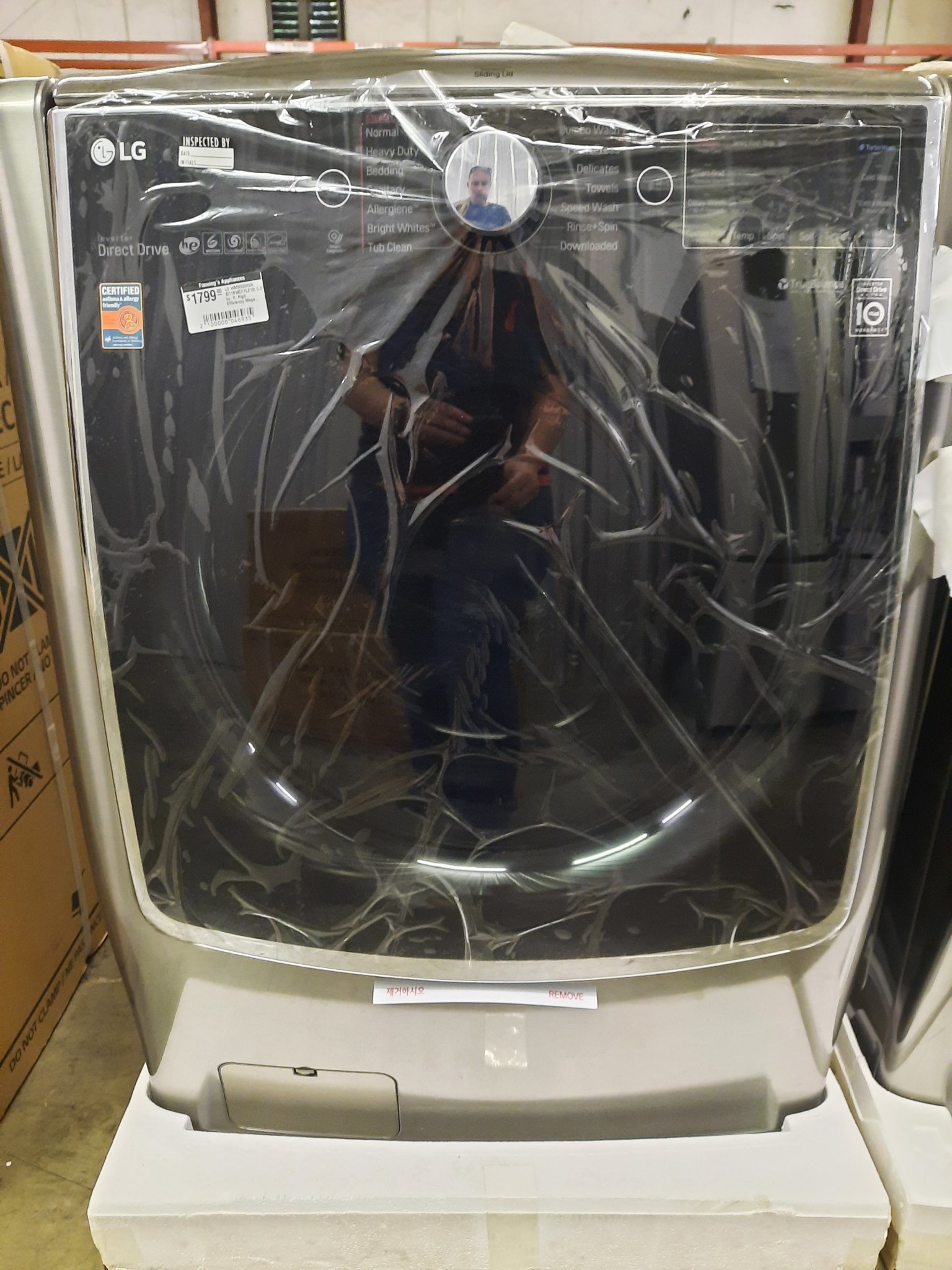 LG LG  WM9000HVA   5.2 cu. ft. High Efficiency Mega Capacity Smart Front Load Washer with TurboWash & Wi-Fi in Graphite Steel, ENERGY STAR