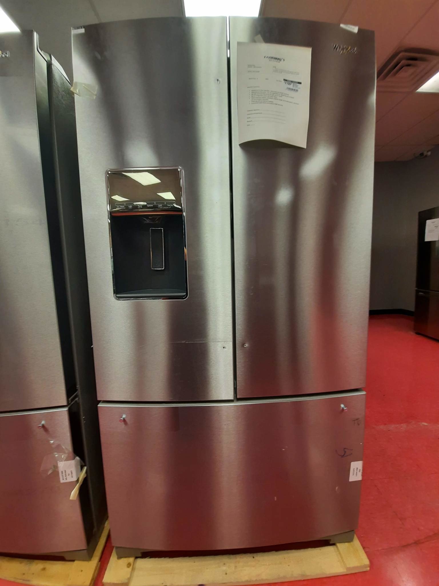 Whirlpool Whirlpool WRF767SDHZ  26.8-cu ft French Door Refrigerator with Dual Ice Maker (Fingerprint Resistant Stainless Steel) ENERGY STAR