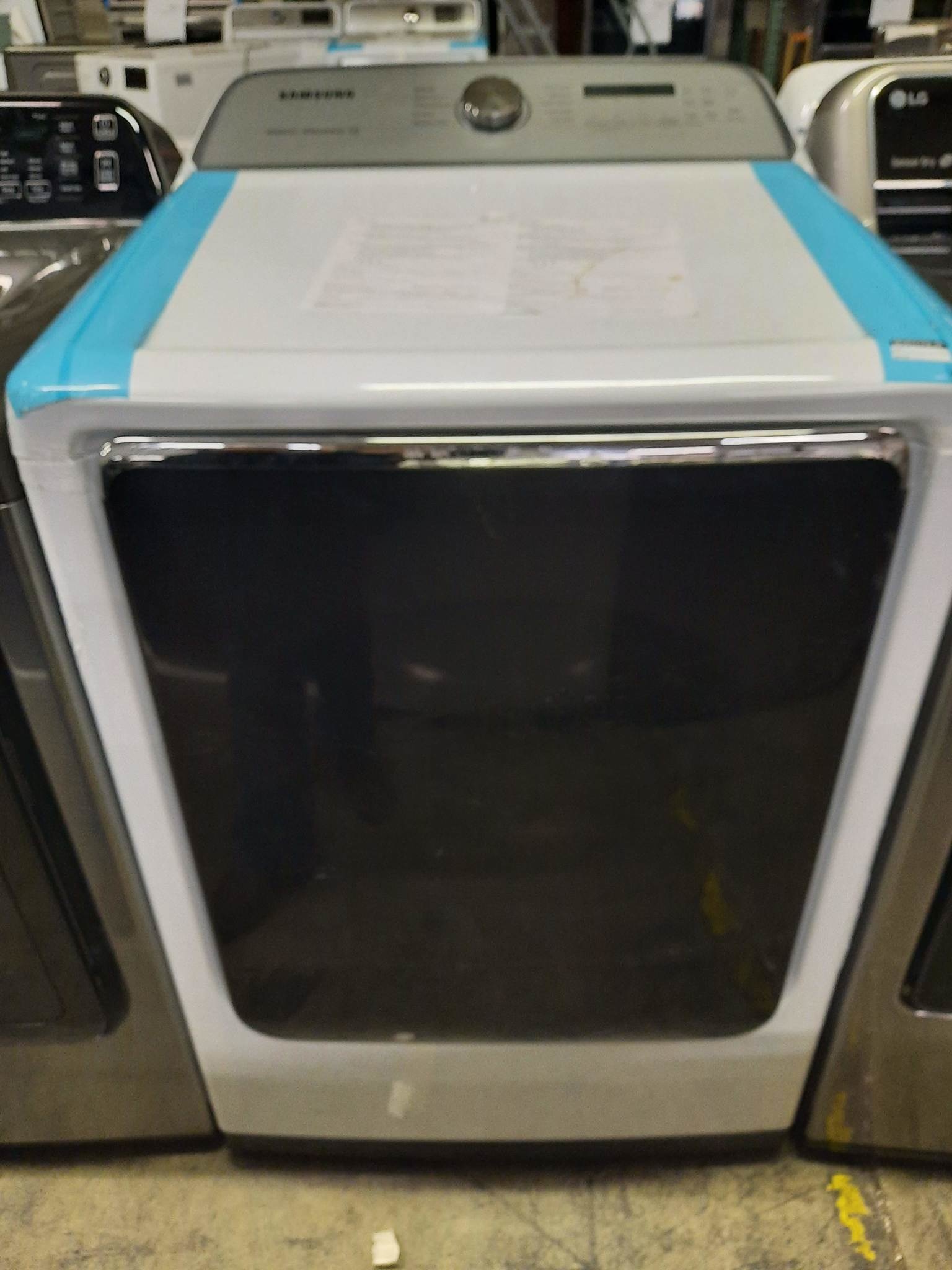 Samsung Samsung DVE54R7200W   7.4 cu. ft. 240-Volt White Electric Vented Dryer with Steam Sanitize+