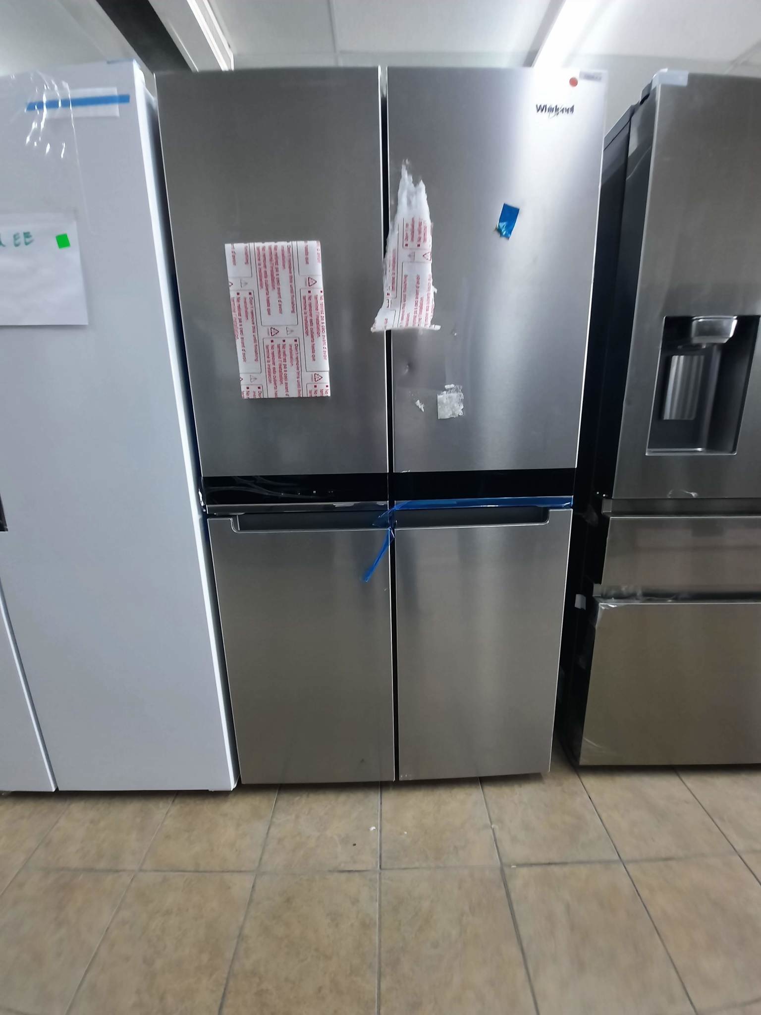 Whirlpool *Whirlpool  WRQA59CNKZ   19.4 cu. ft. 4-Door French Door Refrigerator in Fingerprint Resistant Stainless Steel, Counter Depth.