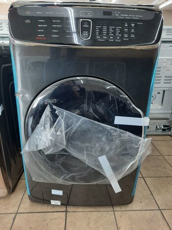 Samsung Samsung WV60M9900AV /A5   6.0 Cu. Ft. High Efficiency Smart Front Load Washer with Steam and FlexWash™ - Black stainless steel