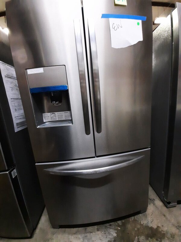 Frigidaire *Frigidaire  LFHB2751TF 26.8-cu ft French Door Refrigerator with Ice Maker (EasyCare Stainless Steel) ENERGY STAR
