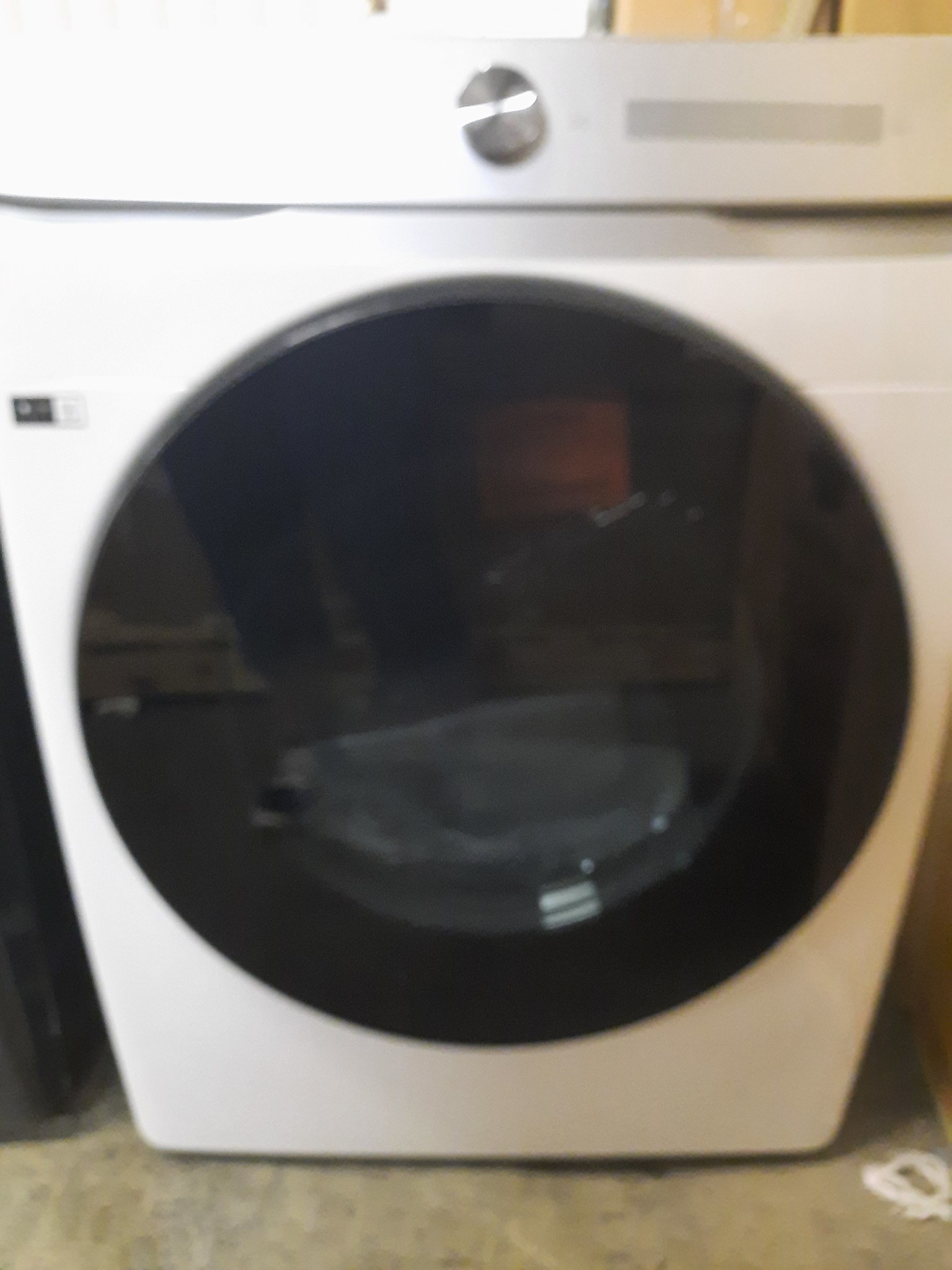 7.5 Cu Ft Electric Dryer with Sensor Dry