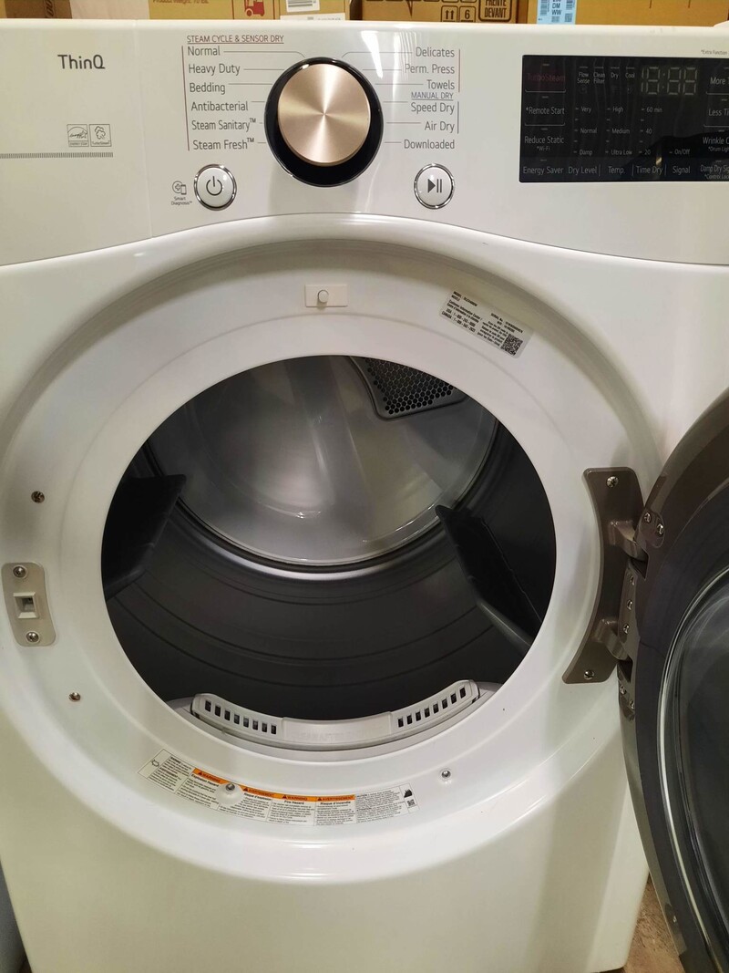 LG *DLEX4000W 7.4 cu. ft. White Ultra LarCapacity Electric Dryer with Sensor Dry, Turbo Steam
