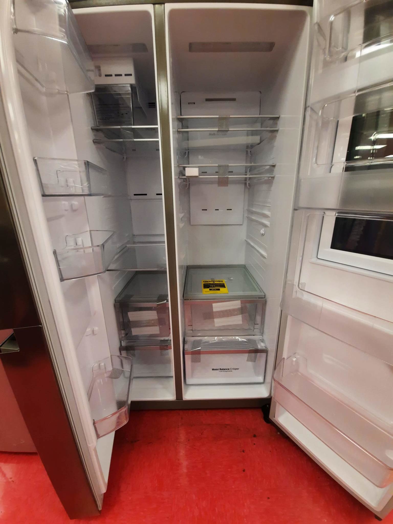 LG LG LRSES2706V 26.8 cu. ft. Side by Side Refrigerator with InstaView Door-in-Door, Non-Dispenser with Pocket Handles in Platinum Silver