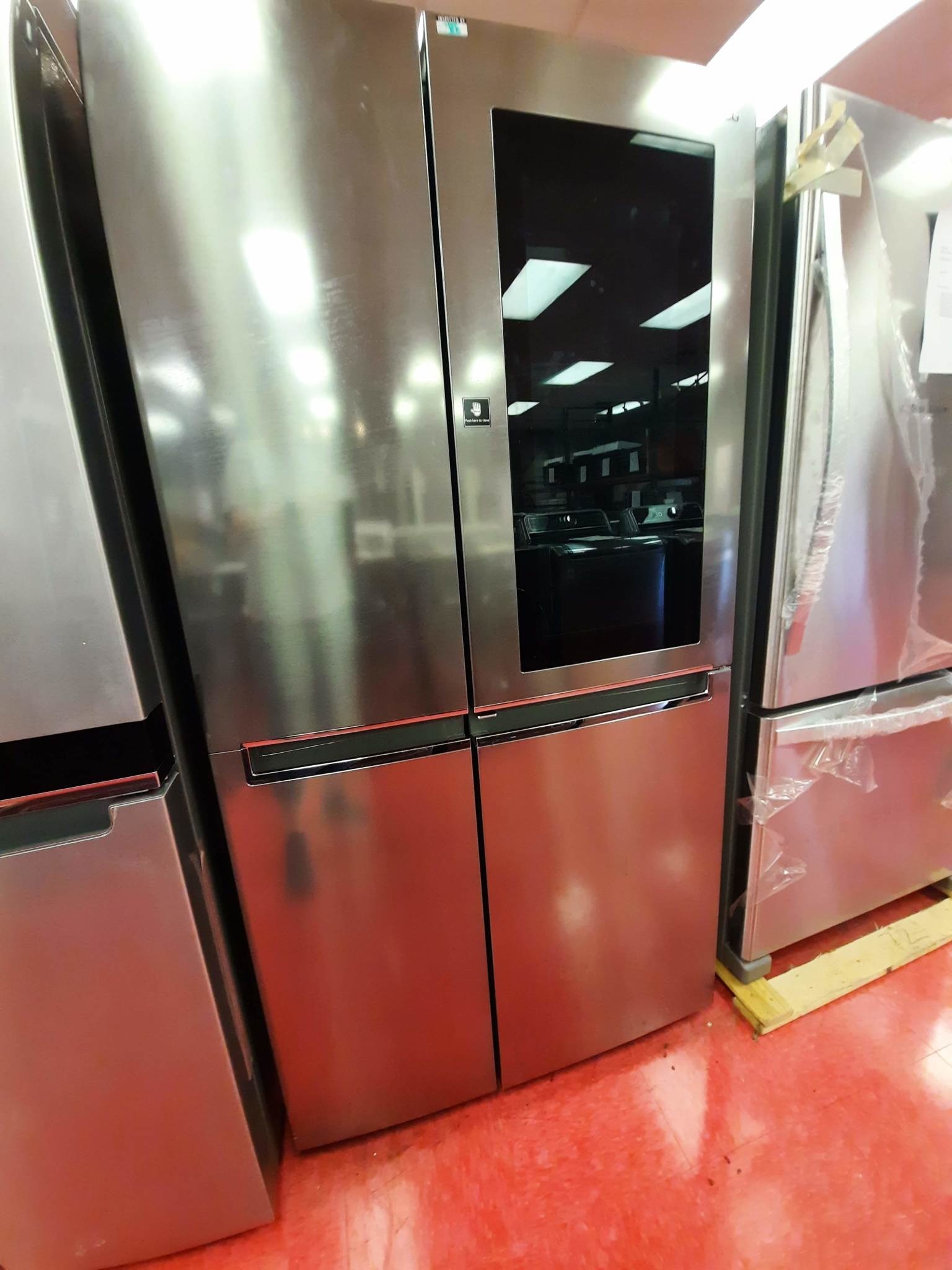 LG LG LRSES2706V 26.8 cu. ft. Side by Side Refrigerator with InstaView Door-in-Door, Non-Dispenser with Pocket Handles in Platinum Silver