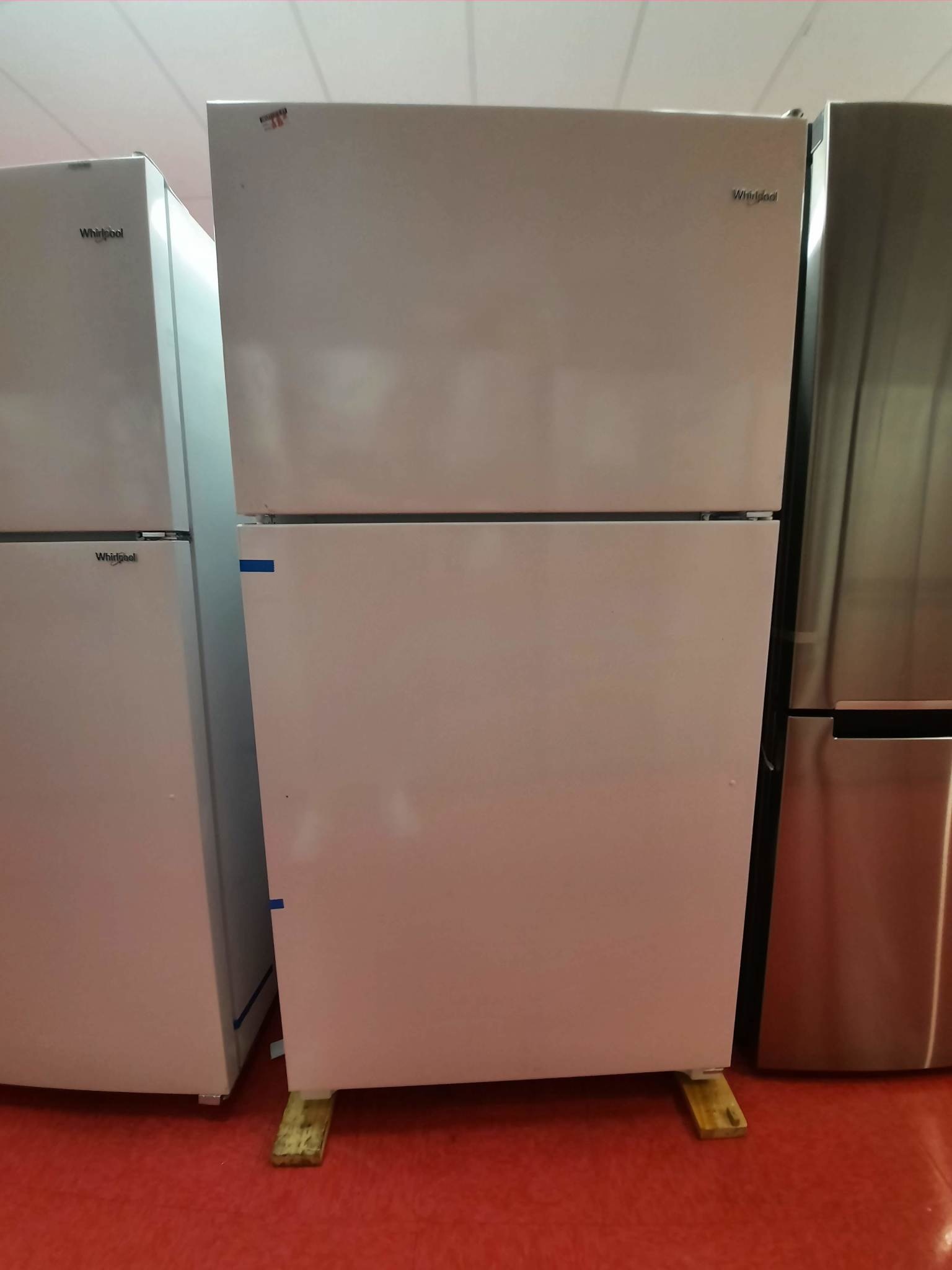 Whirlpool WRT311FZDW 20 cu. ft. Top Freezer Refrigerator in White
