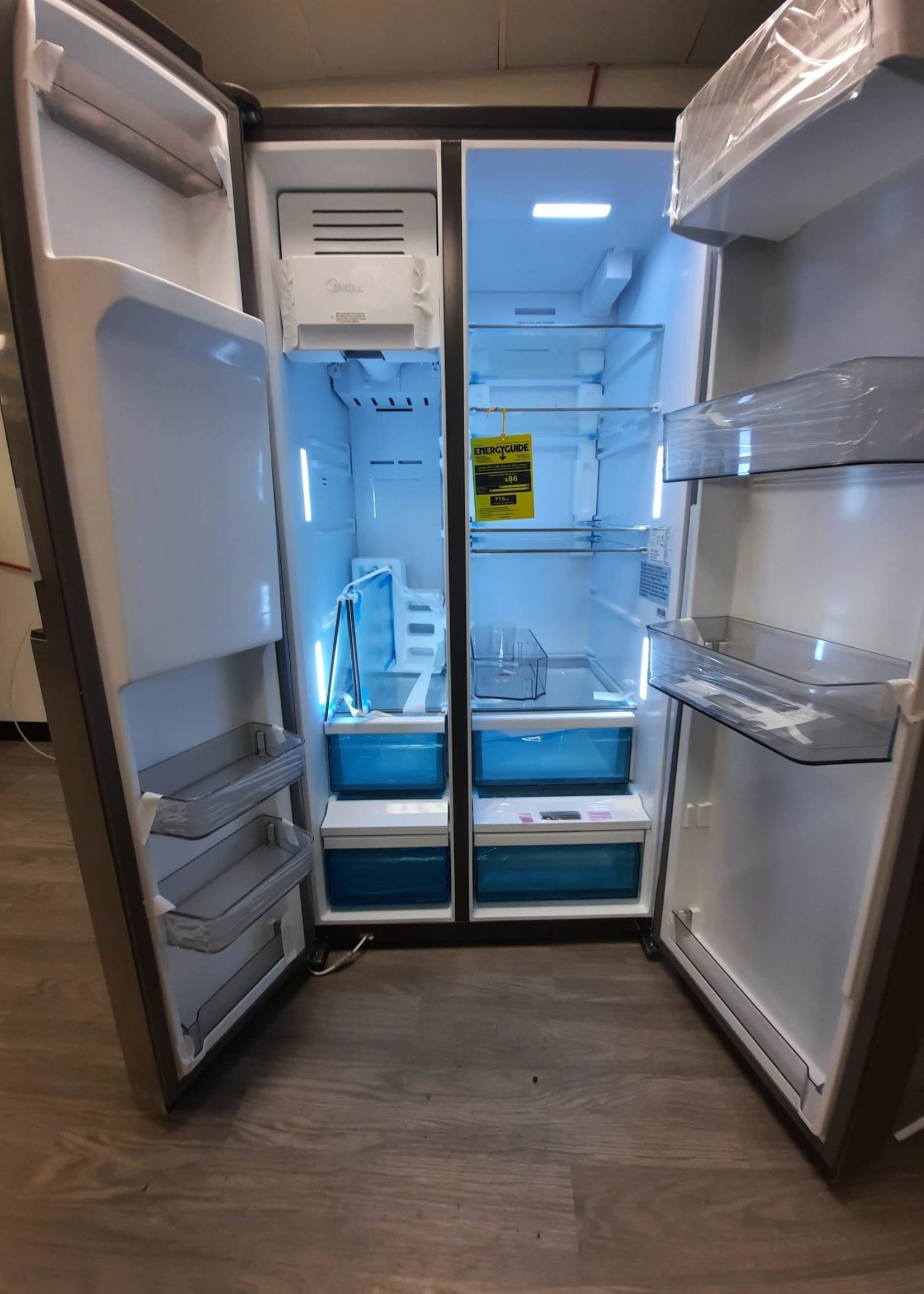 *MIdea MRS26D5AST 26.3cu ft SidebySide Refrigerator with Ice Maker