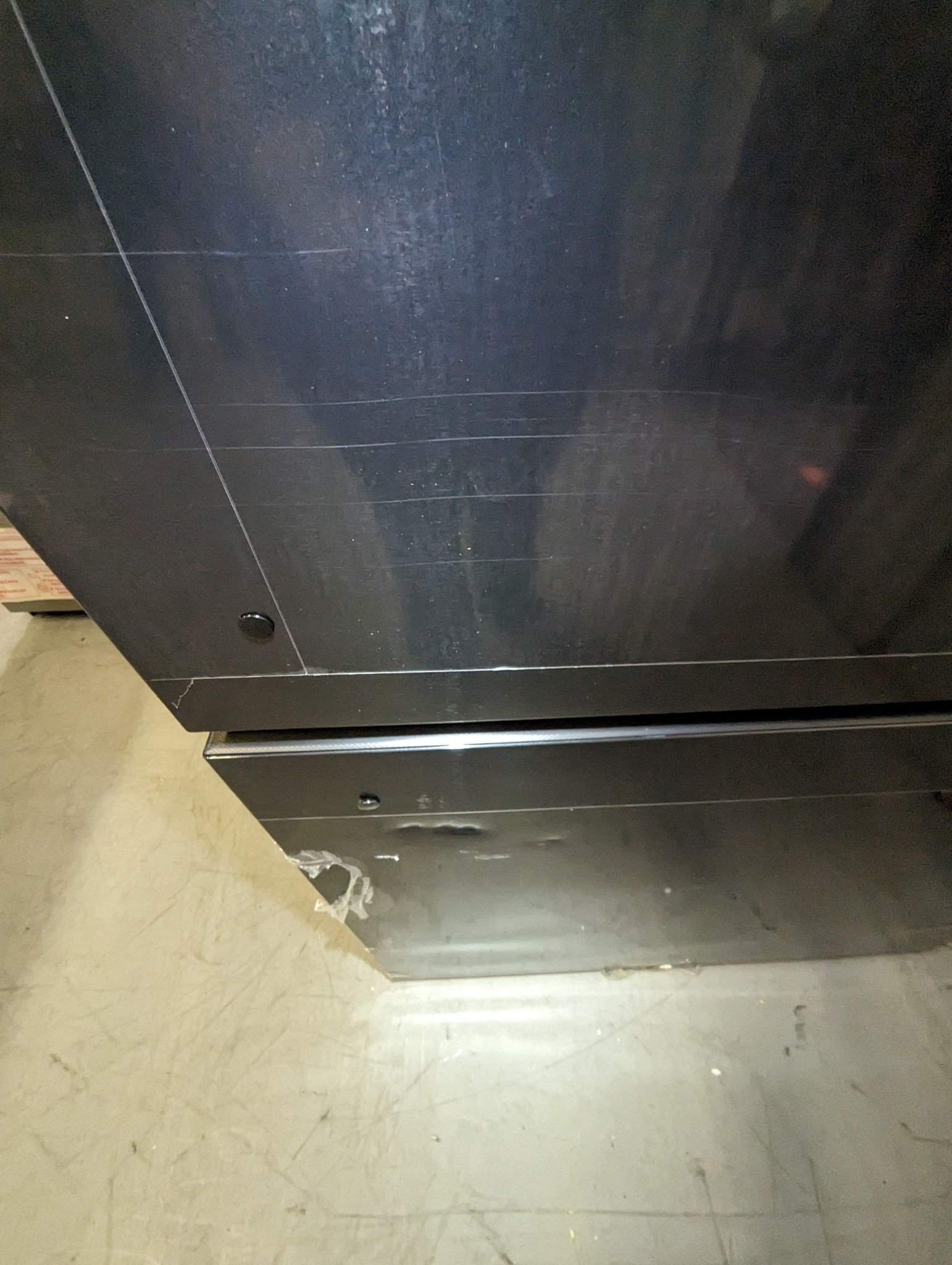 Hisense **HRB171N6ABE Clearance 17.2-cu ft Counter-depth Bottom-Freezer Refrigerator (Black Metallic Steel) ENERGY STAR