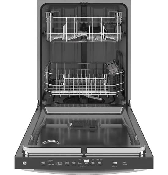 GE *GDT635HSRSS 24 in. Smart Built-In Tall Tub Top Control Stainless Steel Dishwasher w/Stainless Interior Door and Plastic Tub, 50 dBA
