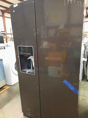 Whirlpool *WRS588FIHV 28.4-cu ft Side-by-Side Refrigerator with Ice Maker (Fingerprint-Resistant Black Stainless)