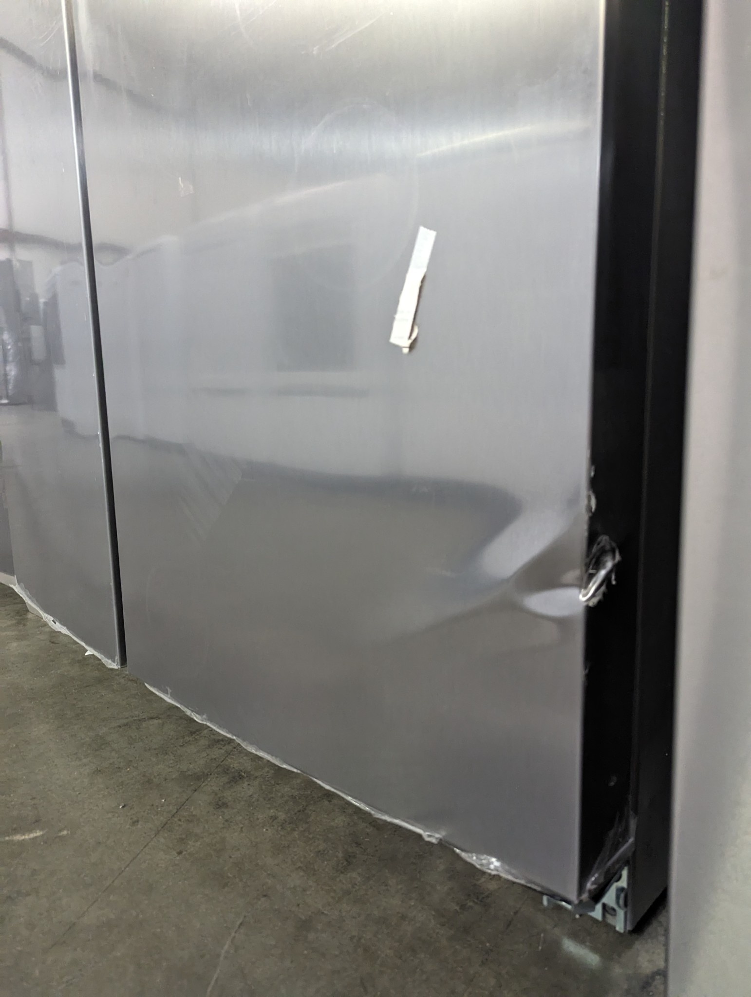 Frigidaire **GRSS2652AF Clearance Gallery 25.6-cu ft Side-by-Side Refrigerator with Ice Maker (Smudge-proof Stainless Steel) ENERGY STAR Clearance