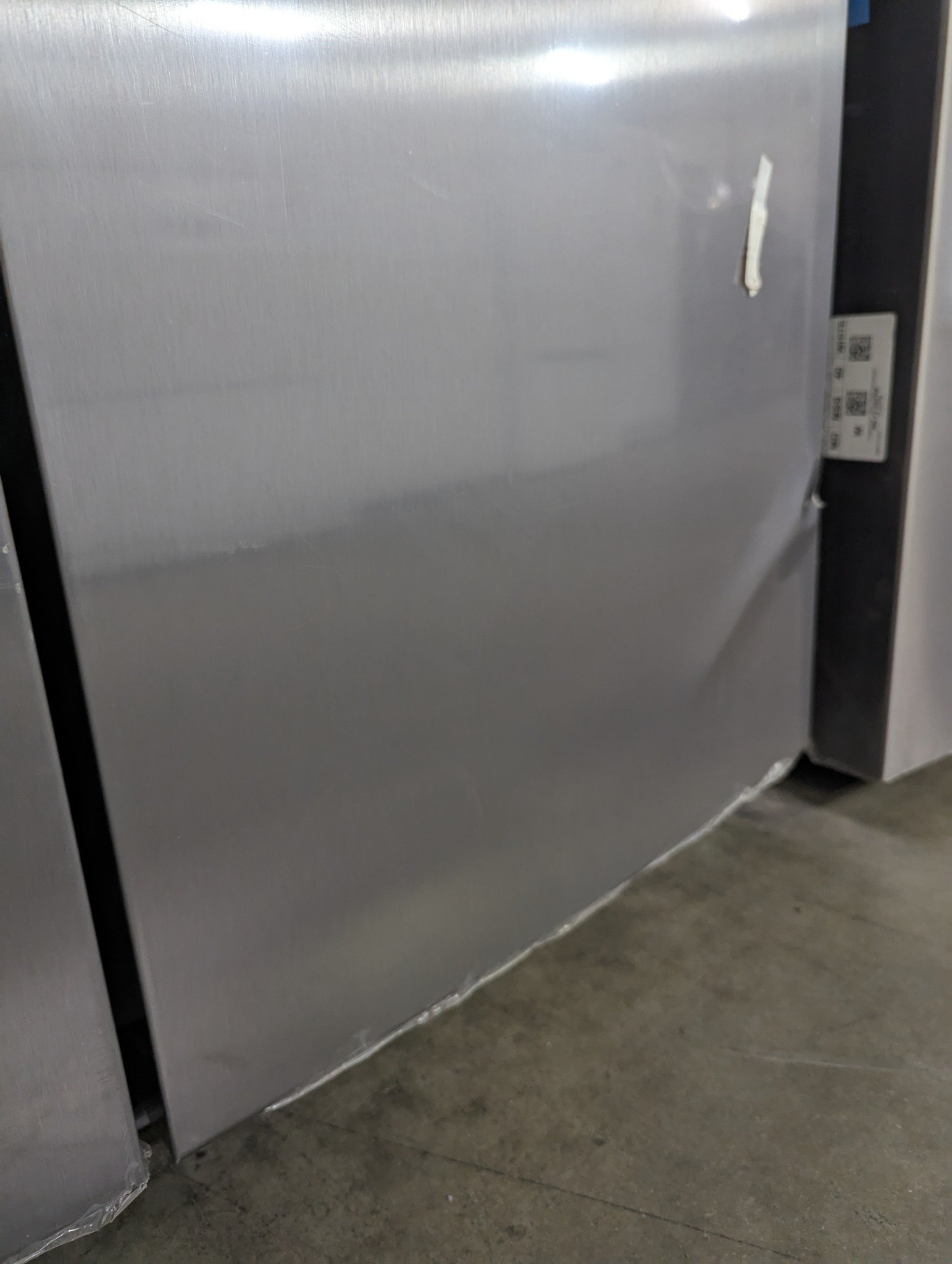 Frigidaire **GRSS2652AF Clearance Gallery 25.6-cu ft Side-by-Side Refrigerator with Ice Maker (Smudge-proof Stainless Steel) ENERGY STAR Clearance