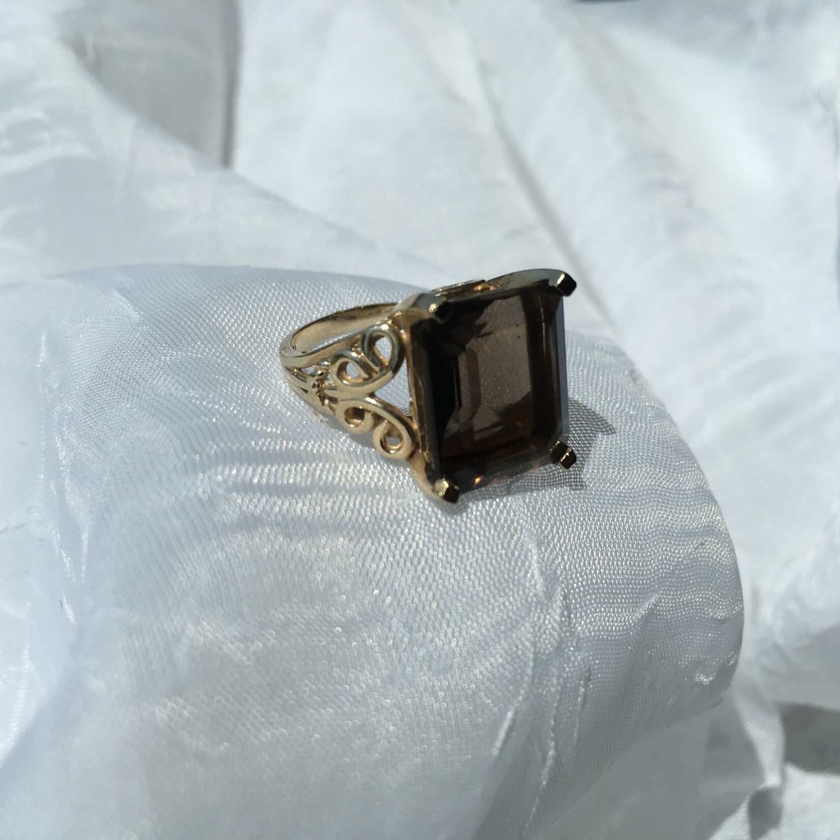 Franklin Jewelers 10kt Y Emerald cut Smokey Quartz ring