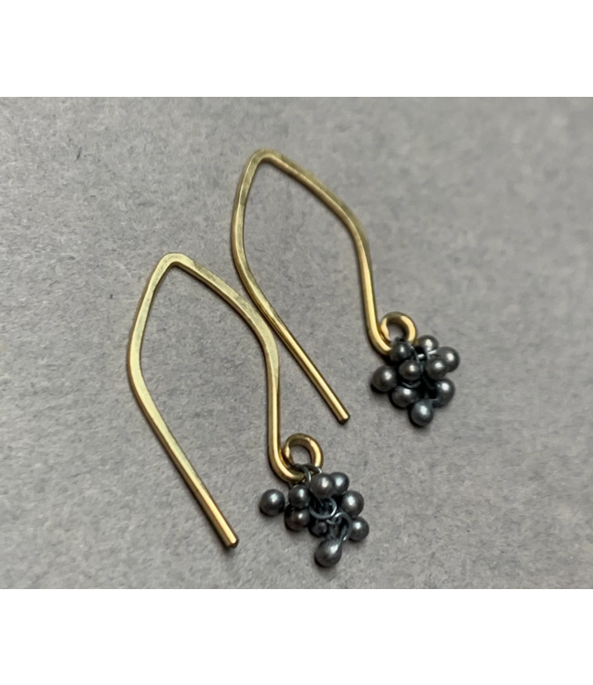 Mini Wisteria Caviar Hook Earring in Gold