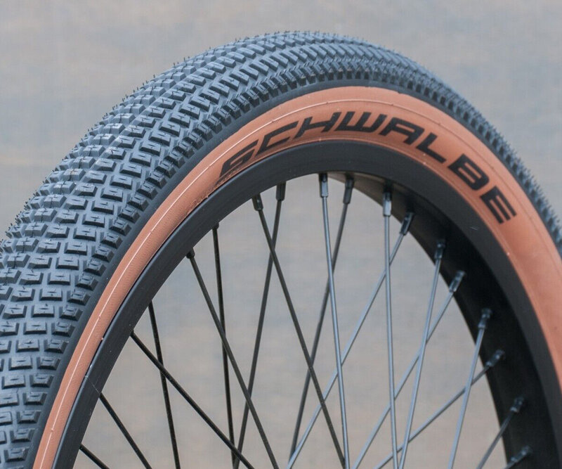 Schwalbe Schwalbe Billy Bonkers Tire 26 x 2.1