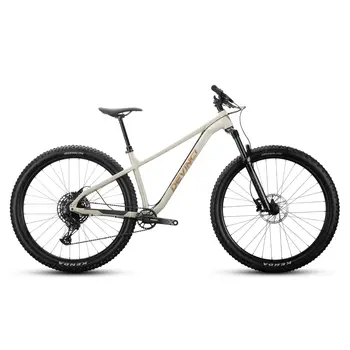 Devinci Troy Carbon - The Inside Line