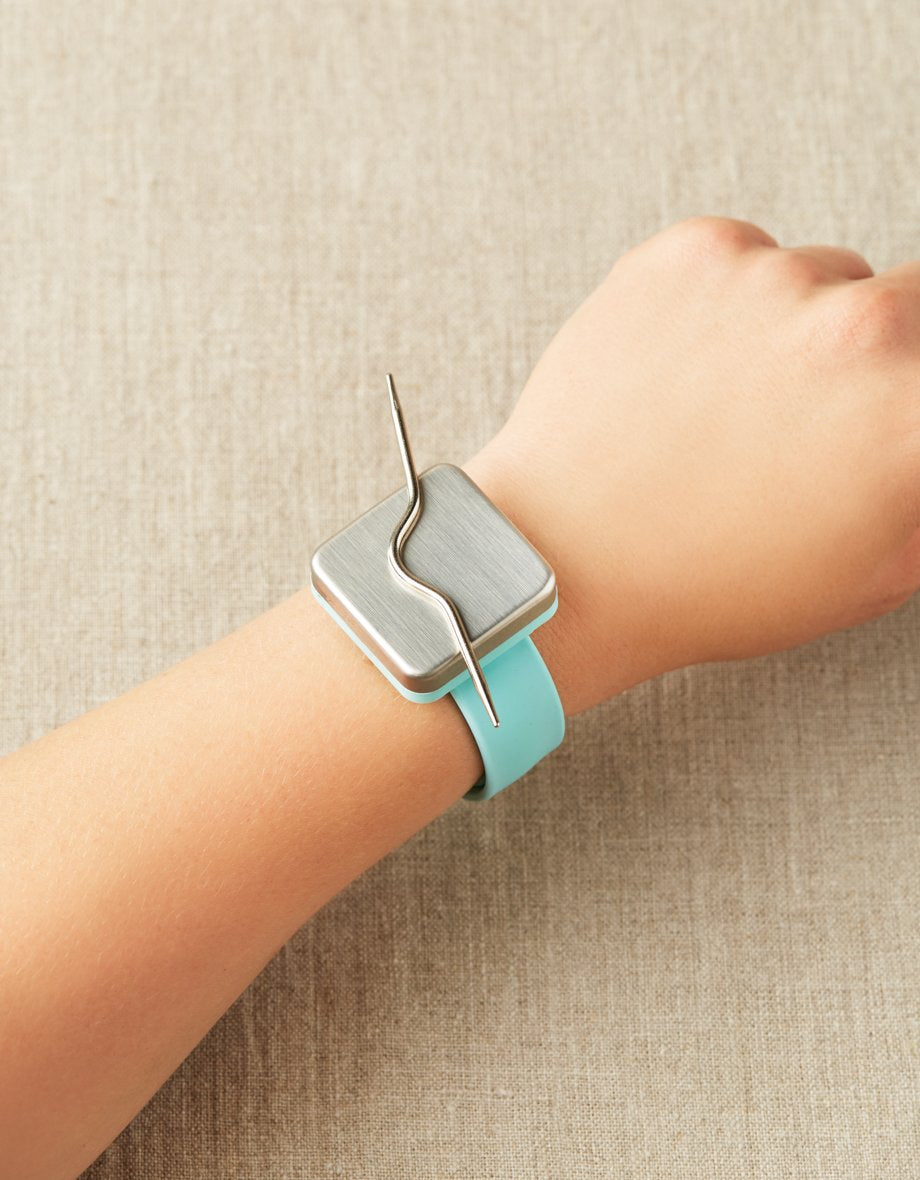 Cocoknits Makers Keep Snap Bracelet Magpie Knits