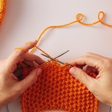 Magpie Knits Beginning Knitting Summer Session
