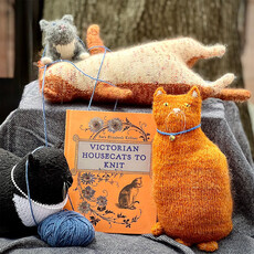 SARA  KELLNER Victorian Housecats to Knit