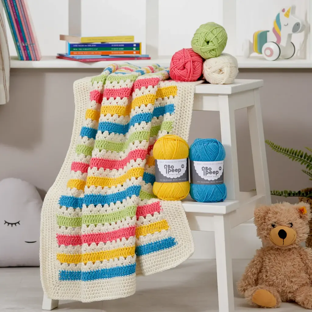 West Yorkshire Spinners WYS Blanket Kit