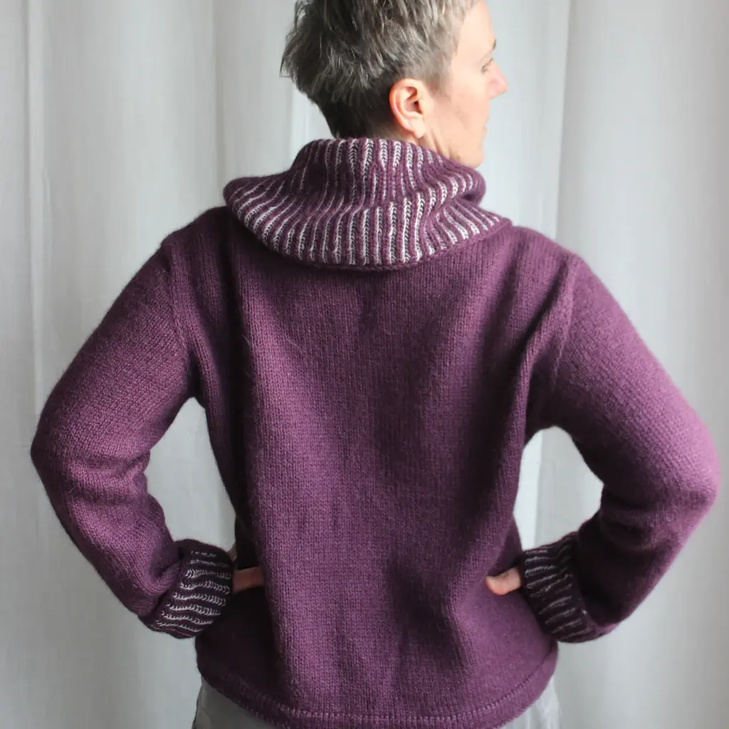 Ziggurats ASA TRICOSA Ziggurats: 16 Elegantly Seamless Knits