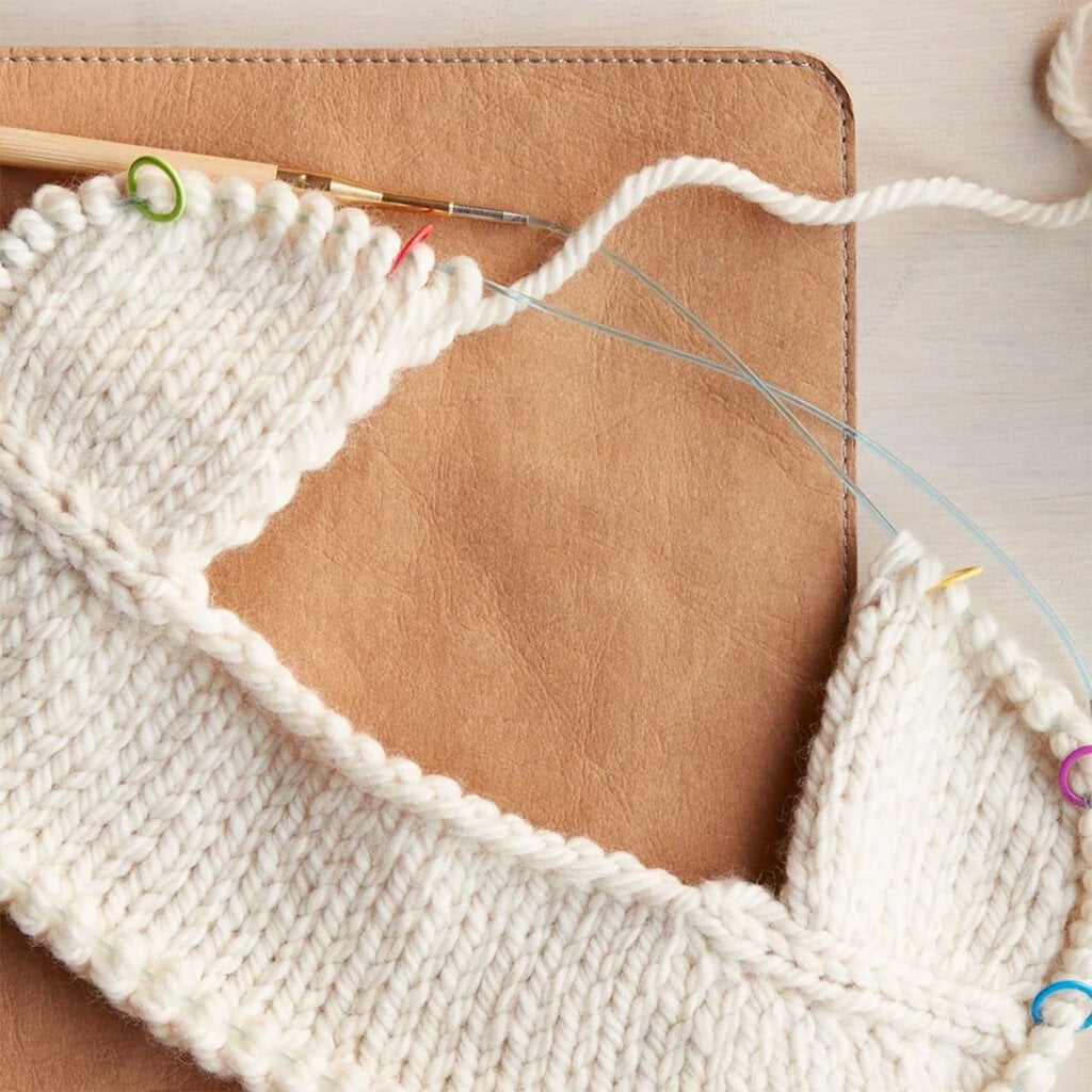 Magpie Knits 2027 MAGPIE KNITS + COCOKNITS RETREAT Julie Weisenberger