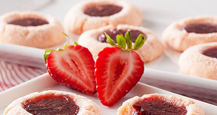 Strawberry Lemonade Thumbprint Cookies