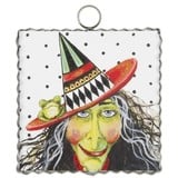  Mini Gallery Winnie Witch Wall Art