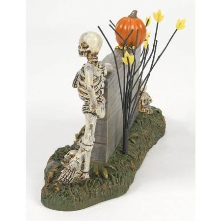 Department 56 Halloween Cross Product We're a Skeleton Crew Lit Accessory