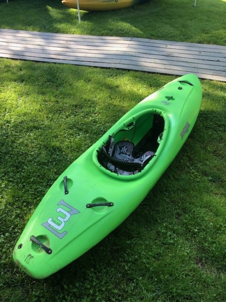 Jackson Kayak Zen 3.0 MD Green -Consignment