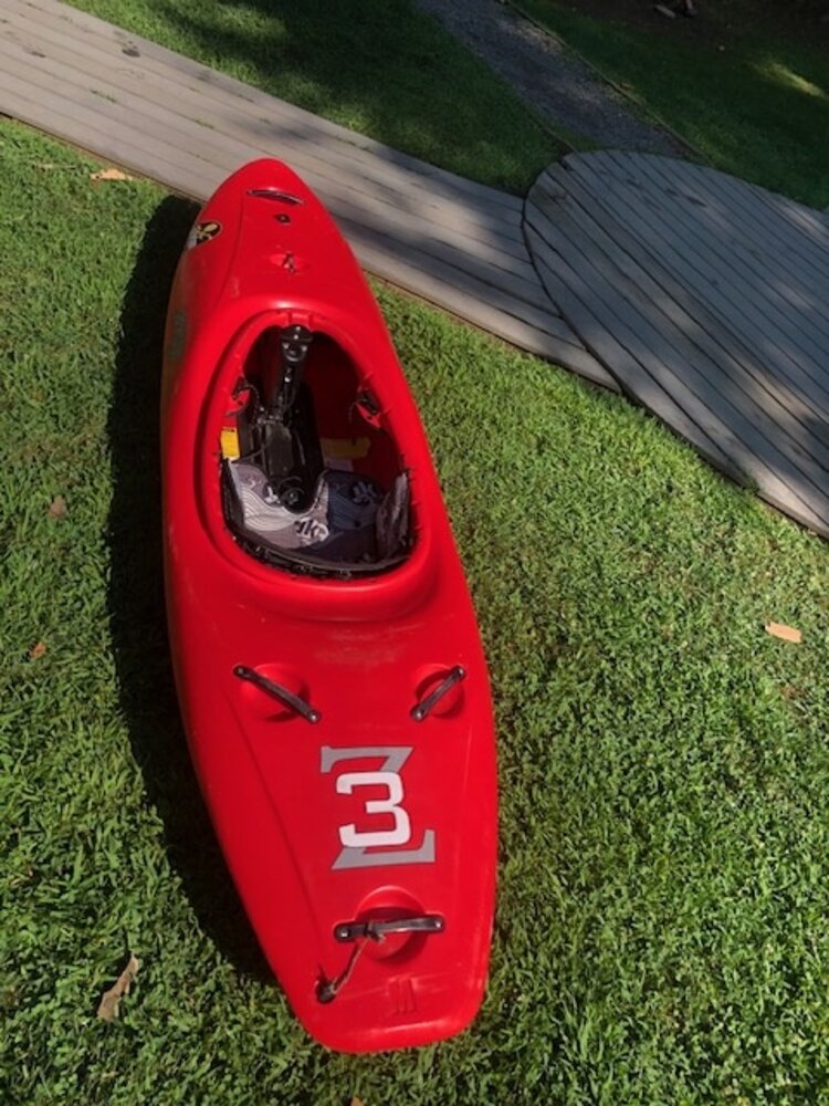 Jackson Kayak Zen 3 MD Red Kayak - consignment