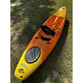 Brian Pepin Pyranha Fusion S.O.T. Orange Kayak - consignment Brian Pepin Pyranha Fusion S.O.T. Orange Kayak - consignment