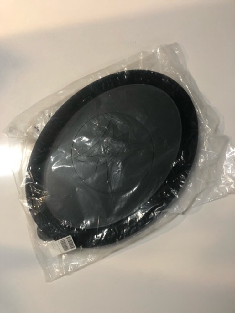 Zoar Outdoor Perception Oval Hatch Cover-  Consignment