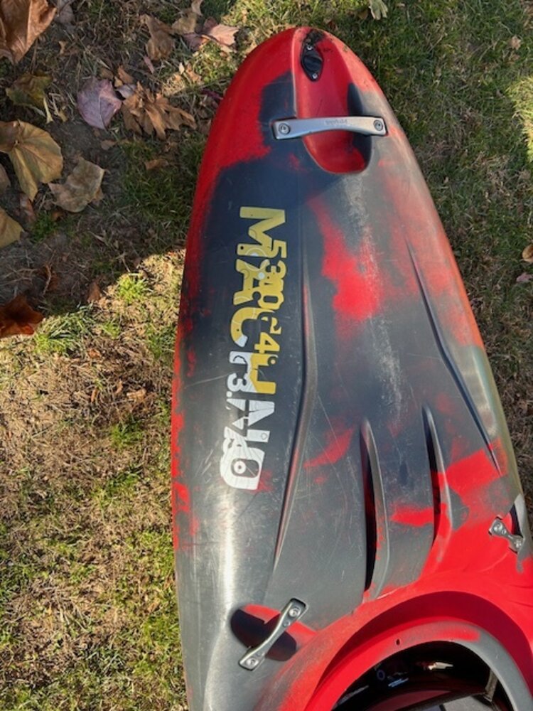 Pyranha Machno kayak Medium Red-White-Grey - consignment