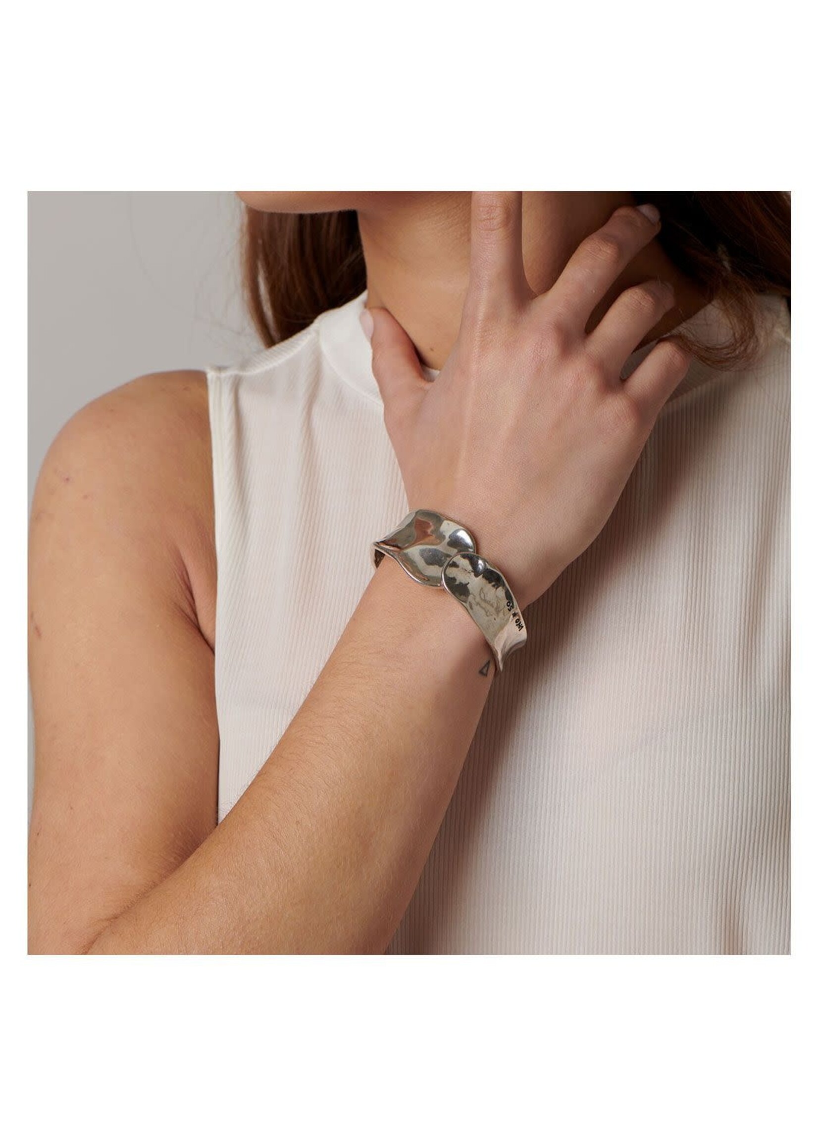 UNO de 50 PUL - MTL - Waves