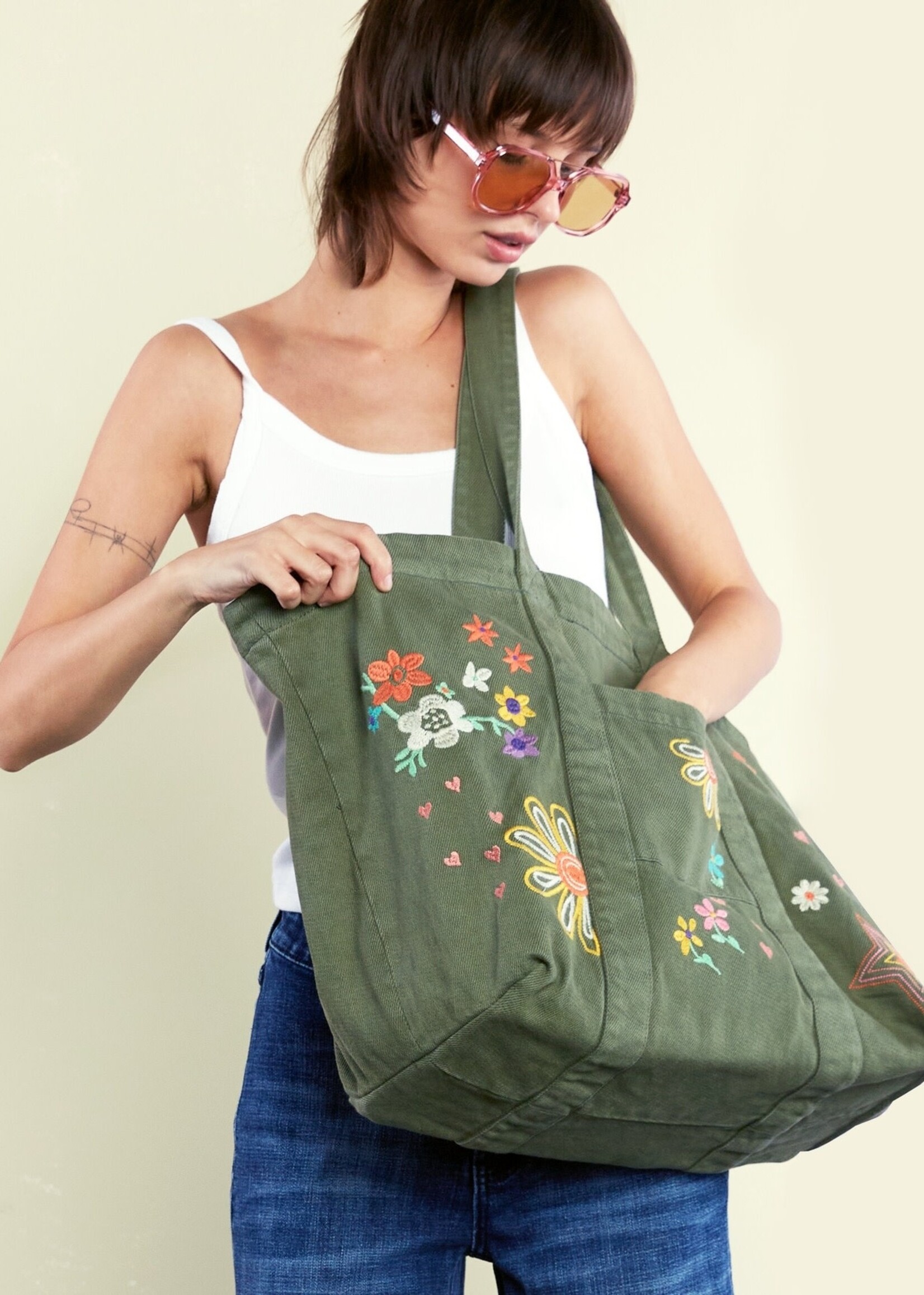 Billy T The Perfect Sized Tote