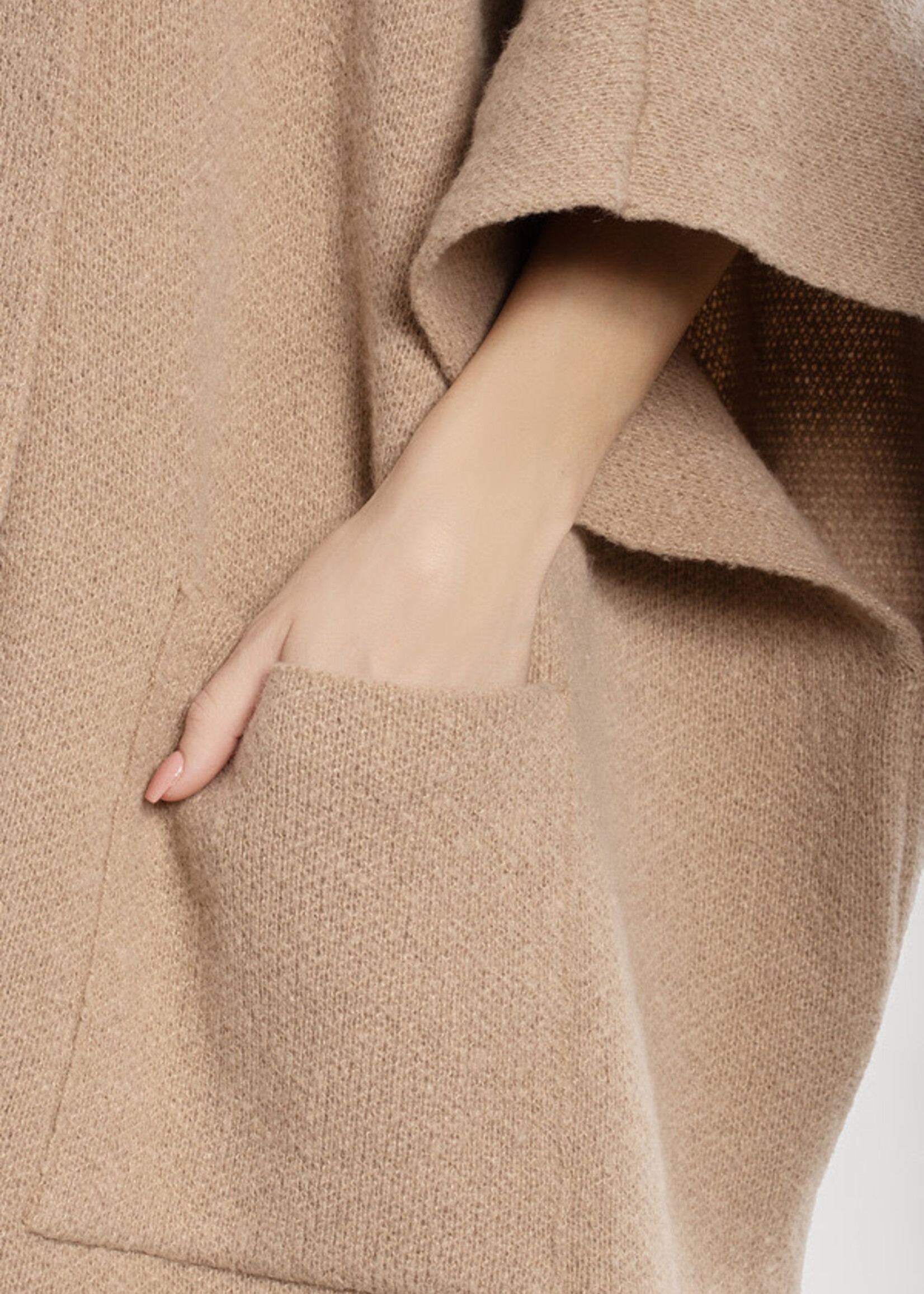 Saachi Oversized Hooded Kimono - Ivory