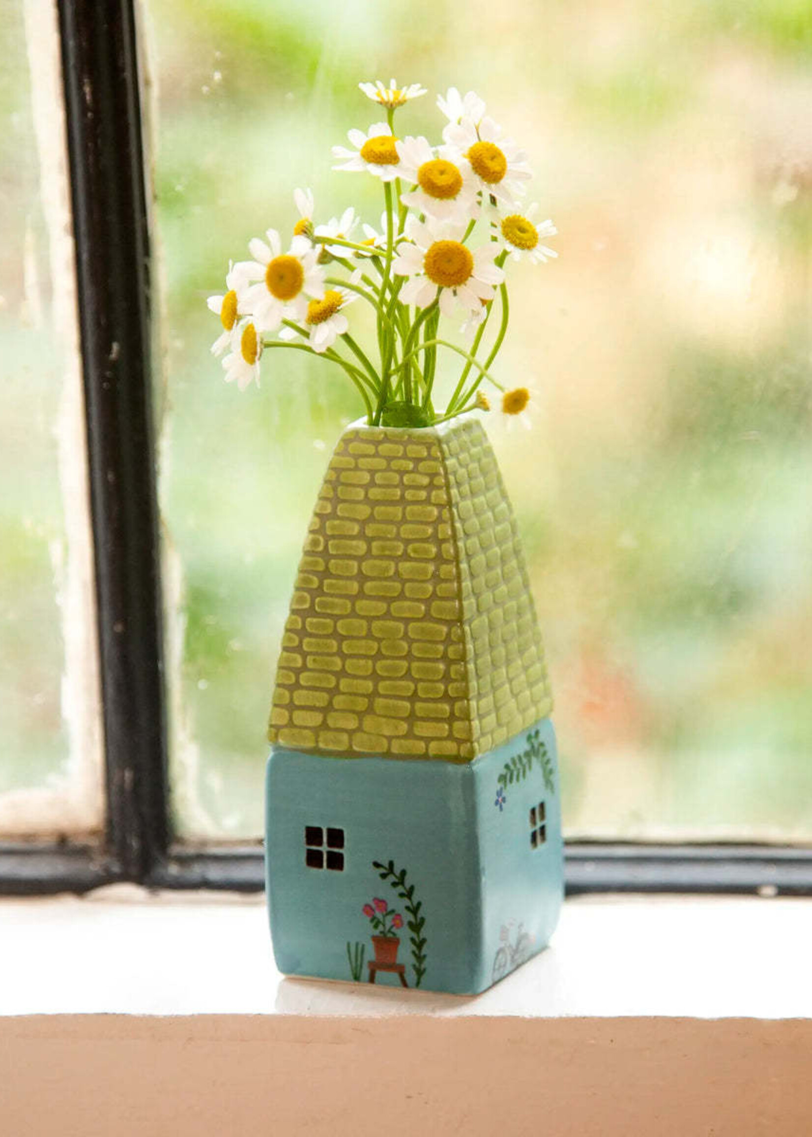 Bud Vase Loved Cottage
