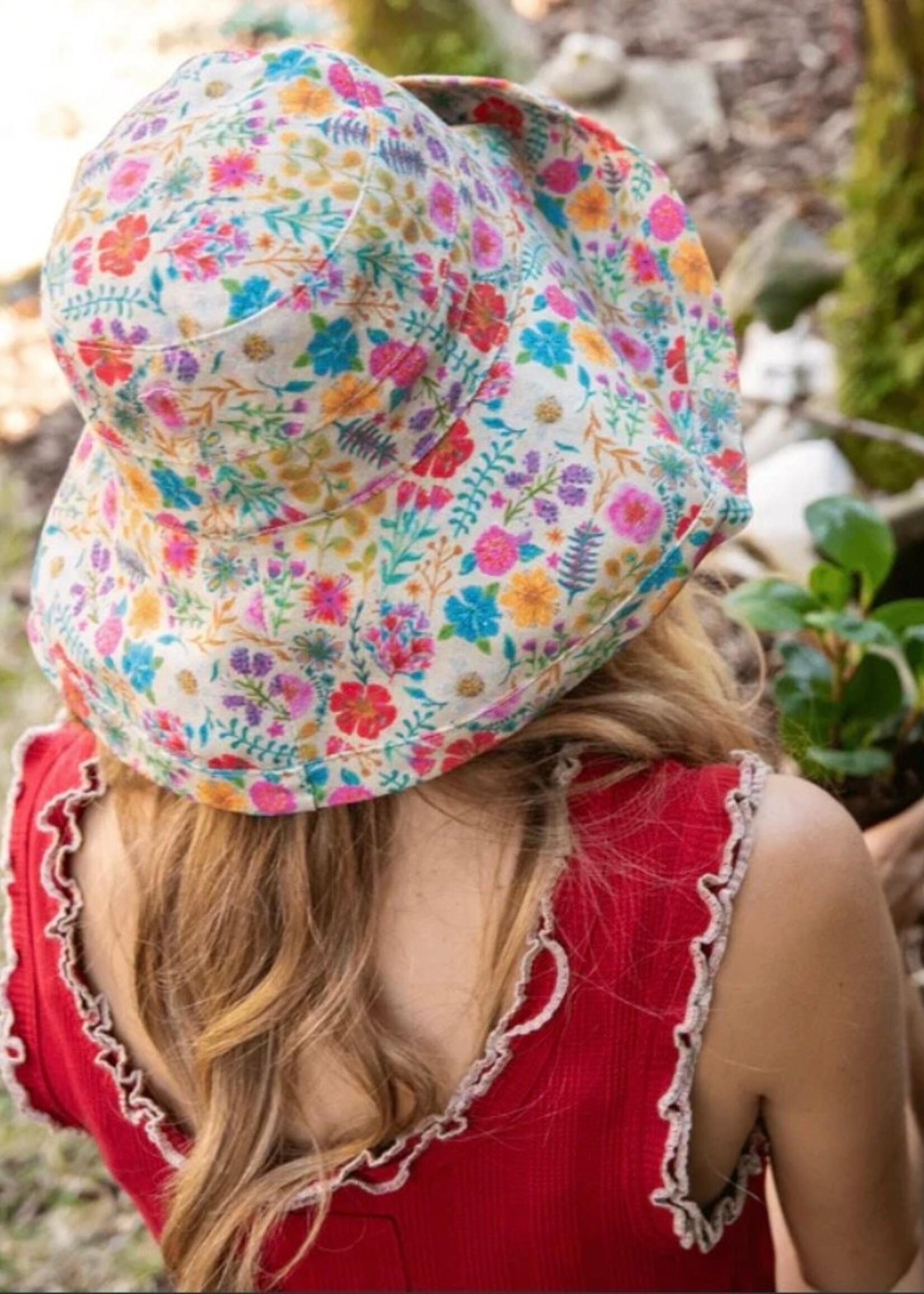 Bucket Hat Sunny Day Rnbw Grd Crm