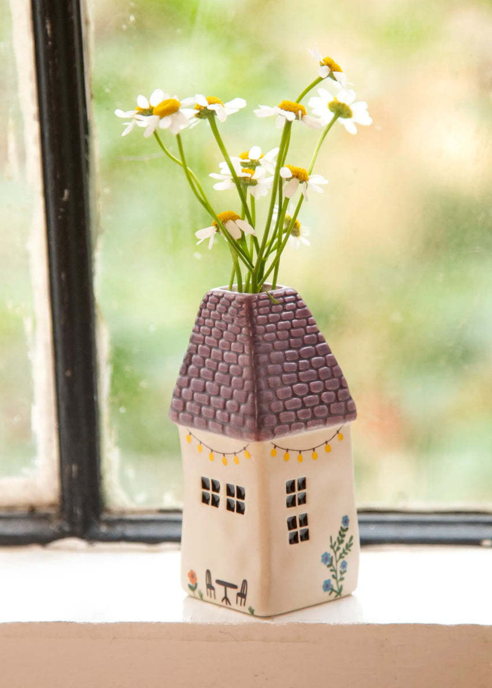 Bud Vase Coffee Cottage