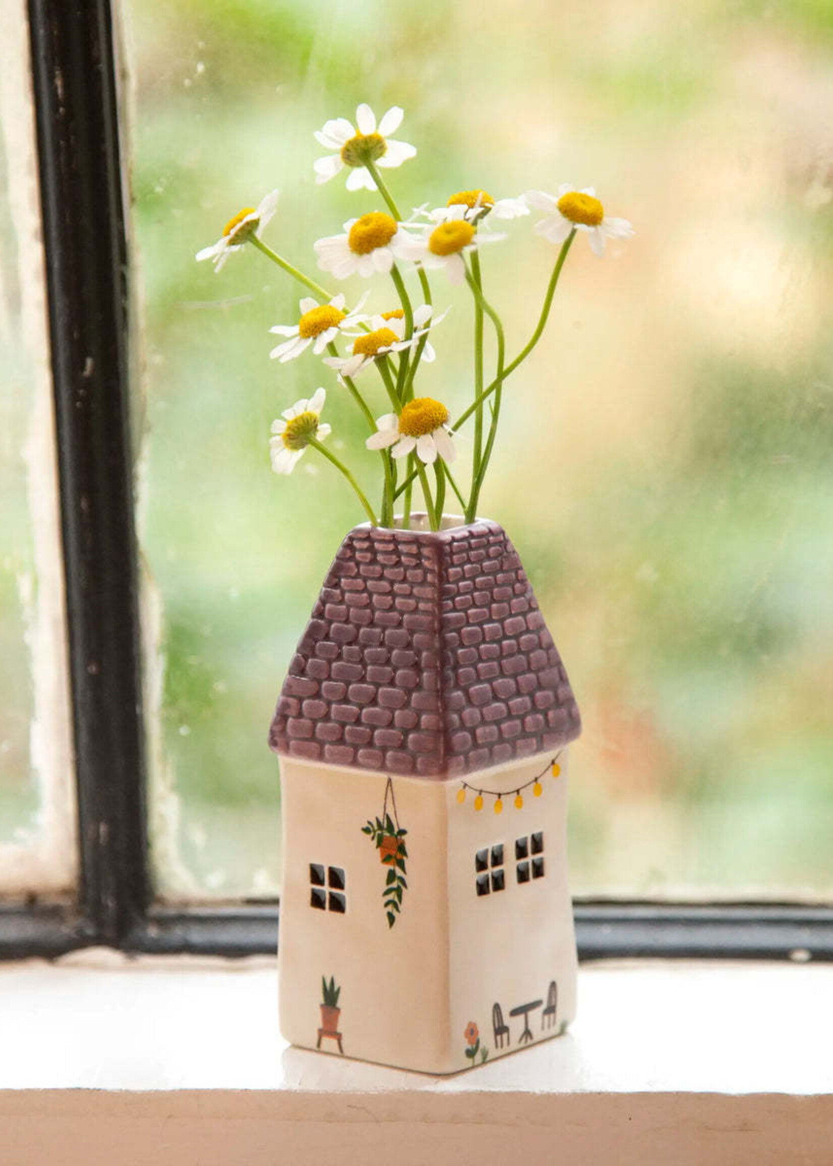 Bud Vase Coffee Cottage